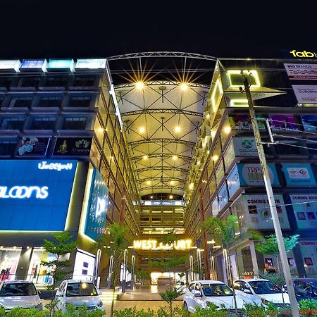 Fabhotel Parkland A Ahmedabad Ngoại thất bức ảnh