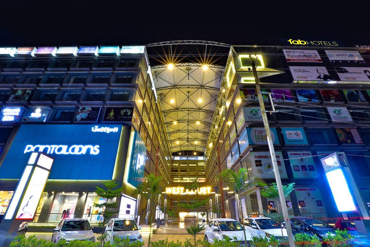 Fabhotel Parkland A Ahmedabad Ngoại thất bức ảnh