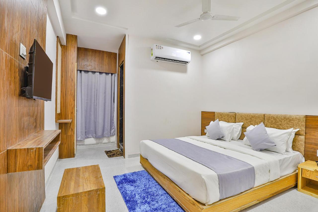 Fabhotel Parkland A Ahmedabad Ngoại thất bức ảnh